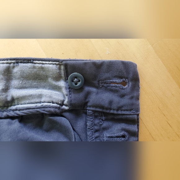 J Crew womens Boyfriend shorts, broken in - Picture 5 of 14